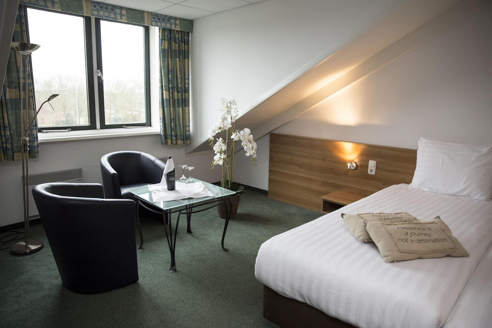 Fletcher Hotel Restaurant Heidehof Heerenveen Ngoại thất bức ảnh