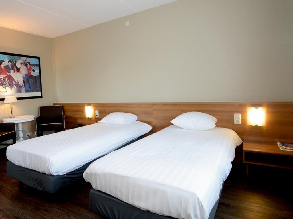 Fletcher Hotel Restaurant Heidehof Heerenveen Ngoại thất bức ảnh